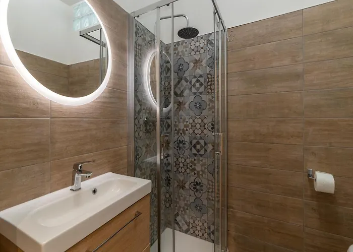 Apartment Guesthost - Piazza Di Santa Maria Maggiore Cosy