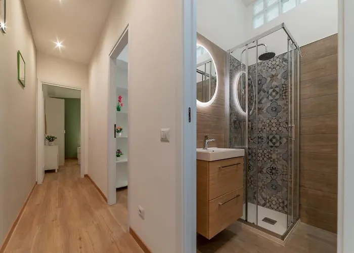 Guesthost - Piazza Di Santa Maria Maggiore Cosy