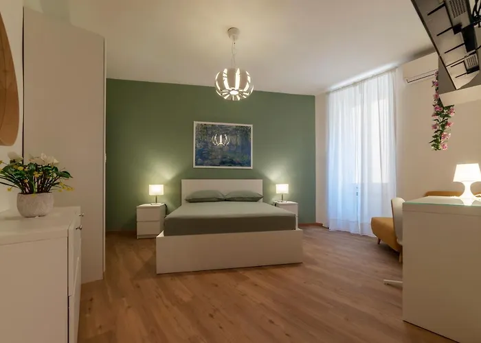 Guesthost - Piazza Di Santa Maria Maggiore Cosy *